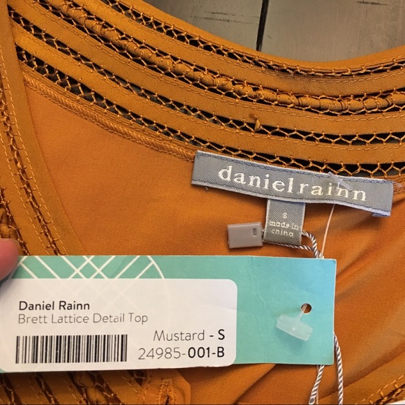 NWT Daniel Rainn Lattice Top from Stitch Fix - SzS - Picture 5 of 5